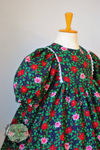 Load image into Gallery viewer, Poinsettia Vintage Christmas - 3T