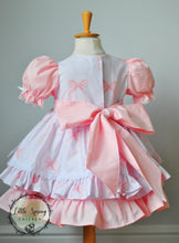 Load image into Gallery viewer, Ribbons and Bows