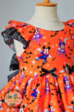 Load image into Gallery viewer, Spooky Mouse
